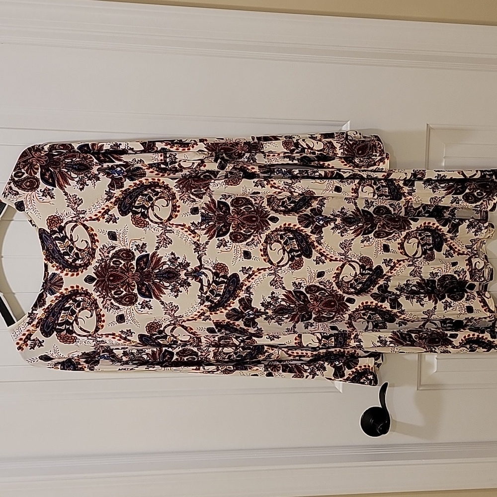 VENUS Paisley Long Bell Sleeve Dress Size 3XL - Picture 6 of 10